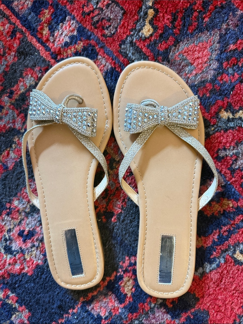 Silver Bow Embellished Women's Sandals 9.5 INC